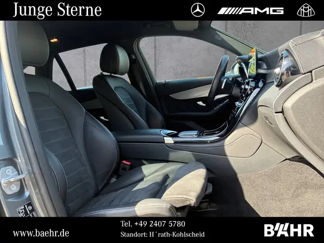 Mercedes-Benz 300 view 5