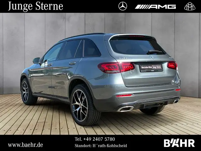 Mercedes-Benz GLC view 3