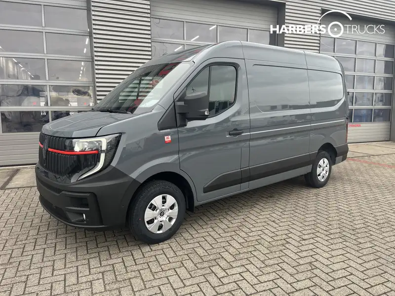 RENAULT Master