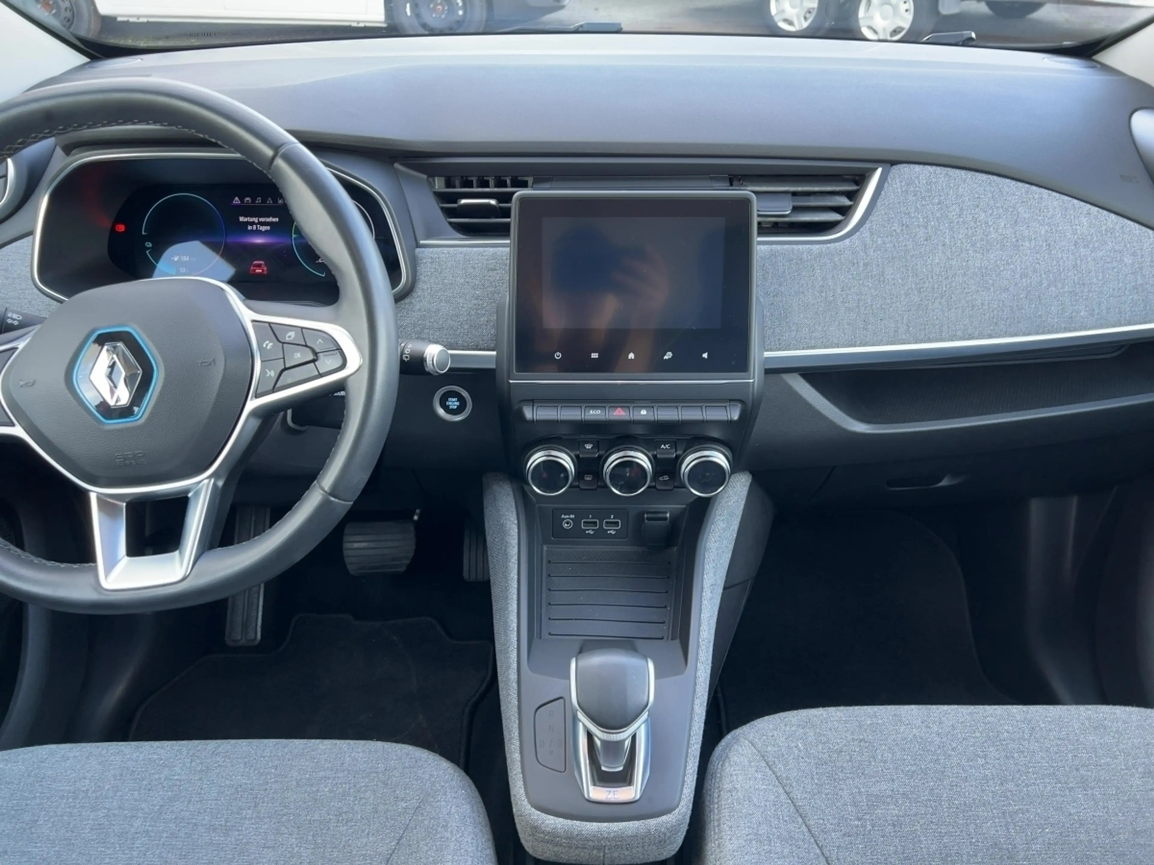Renault ZOE EXPERIENCE R135 50kWh CCS MIETBATTERIE — photo 12