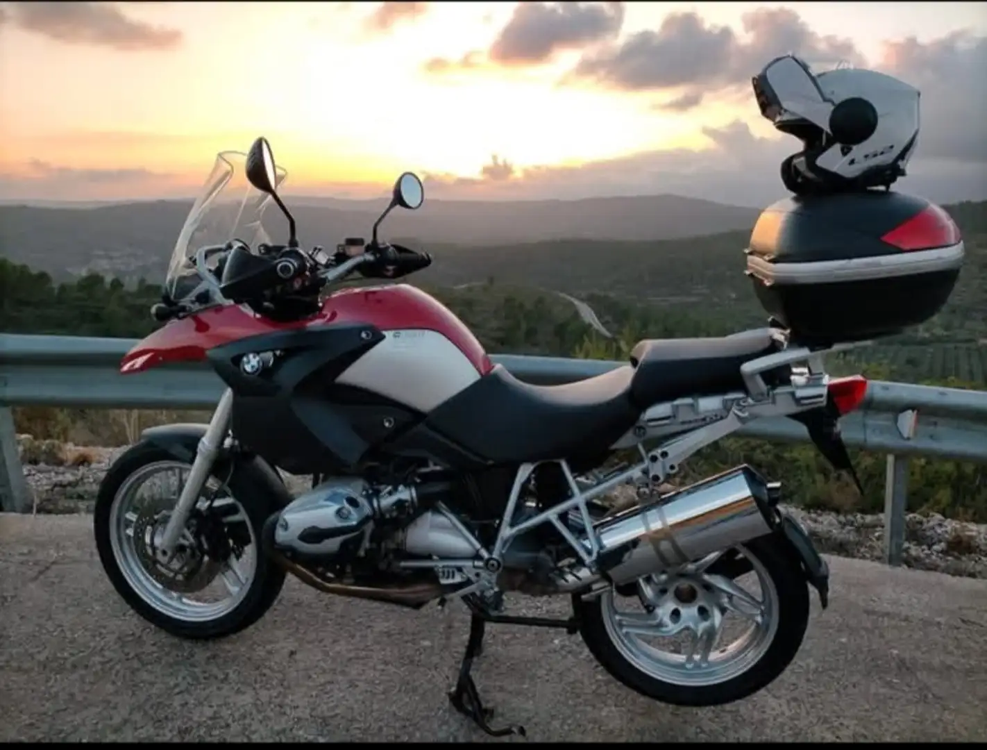 BMW R 1200 GS Rouge - 1