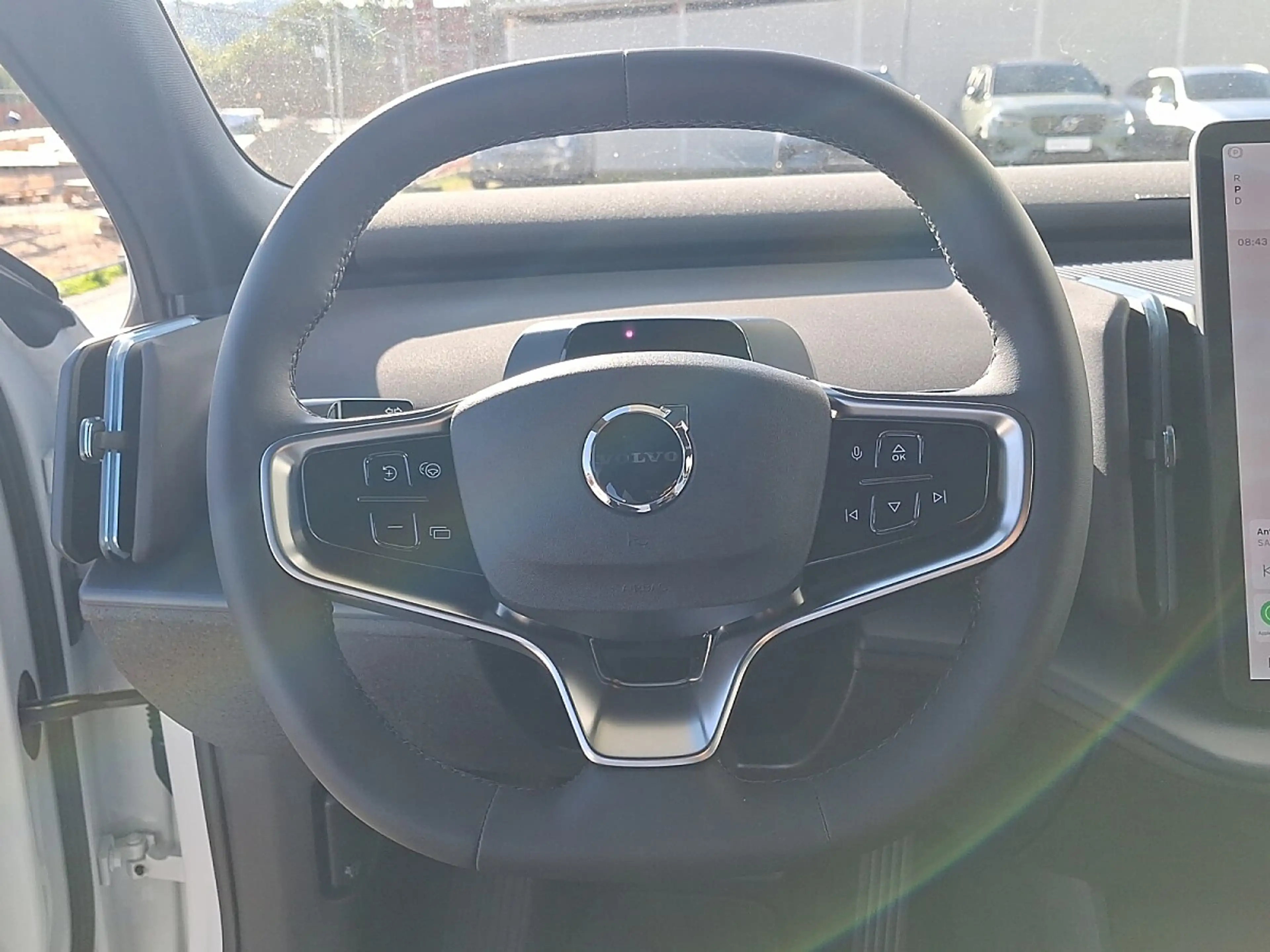 Volvo EX30 VOLVO EX30 P5 Long Range Ultra — photo 9