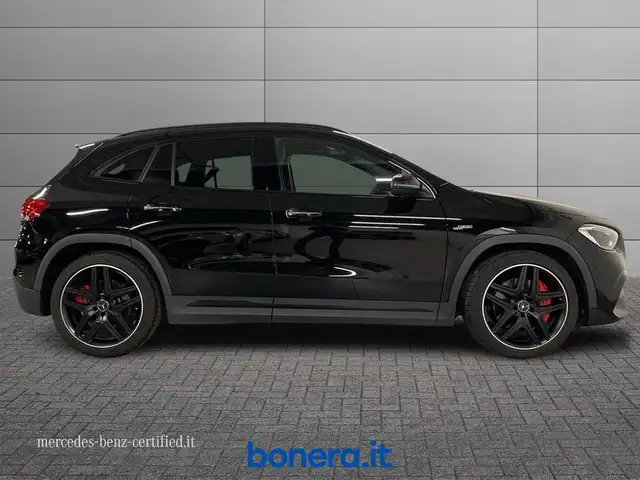 Mercedes-Benz GLA view 6