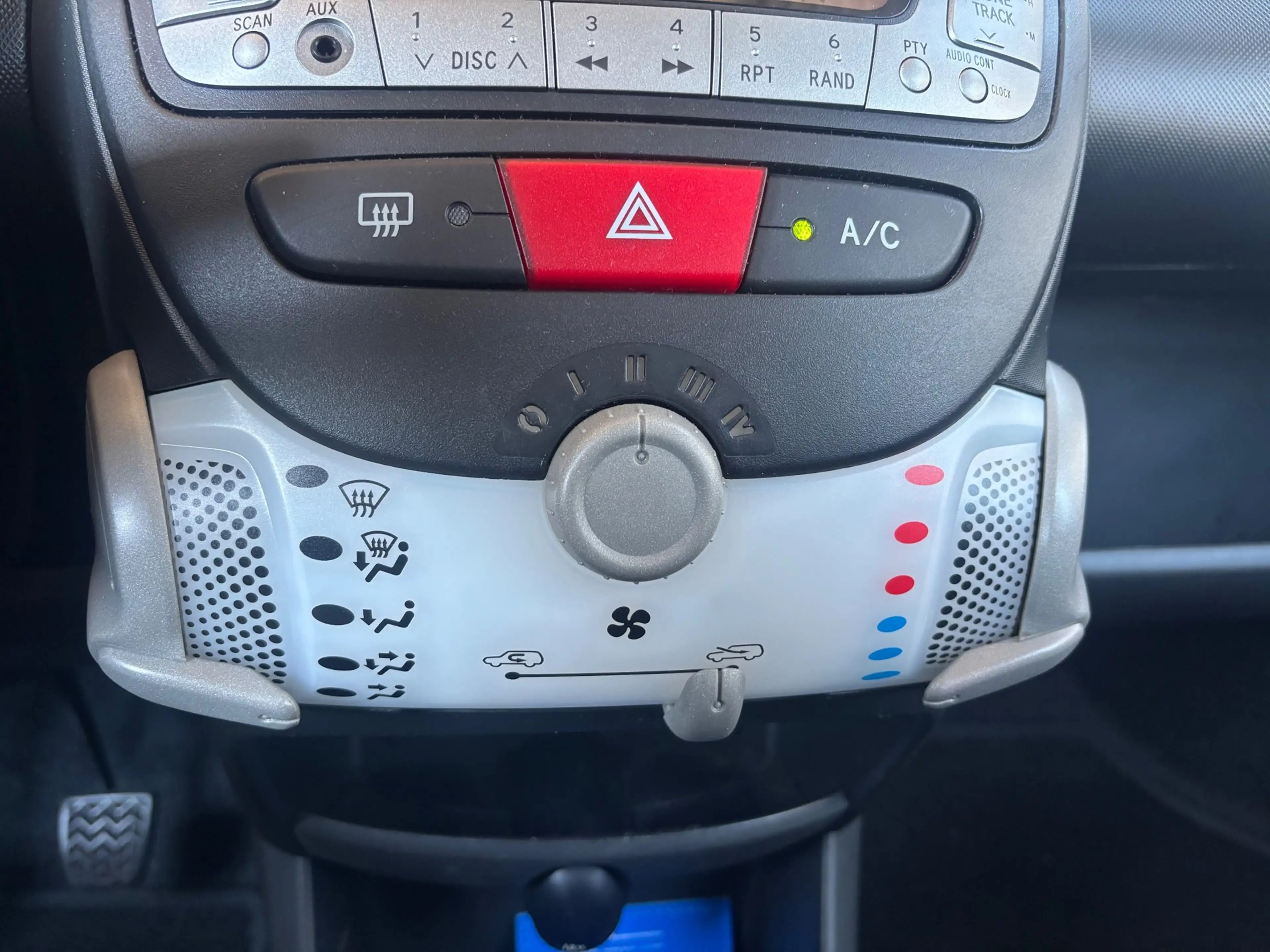 Toyota Aygo 1.0 VVT-i NAP Airco Bluetooth 64.000KM — photo 15