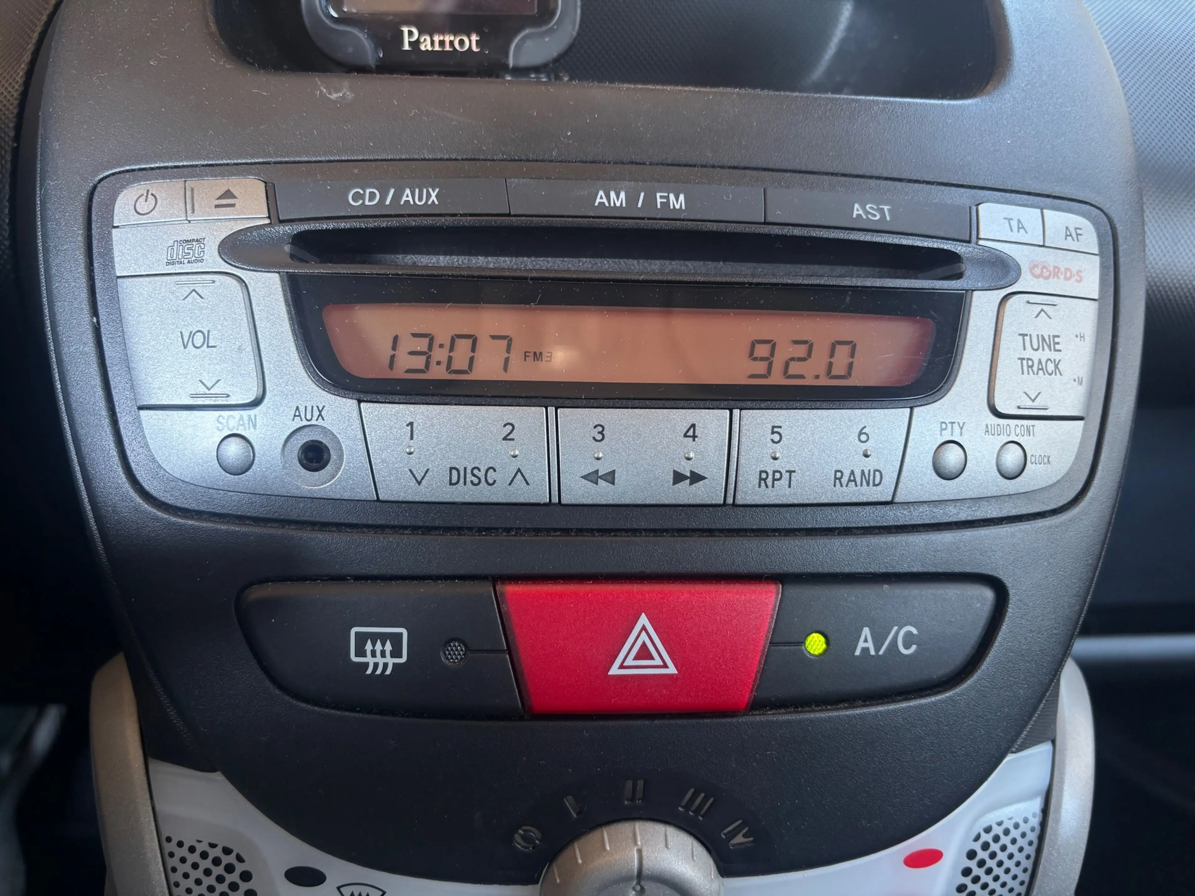 Toyota Aygo 1.0 VVT-i NAP Airco Bluetooth 64.000KM — photo 14