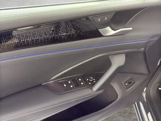 Volkswagen Tiguan view 14