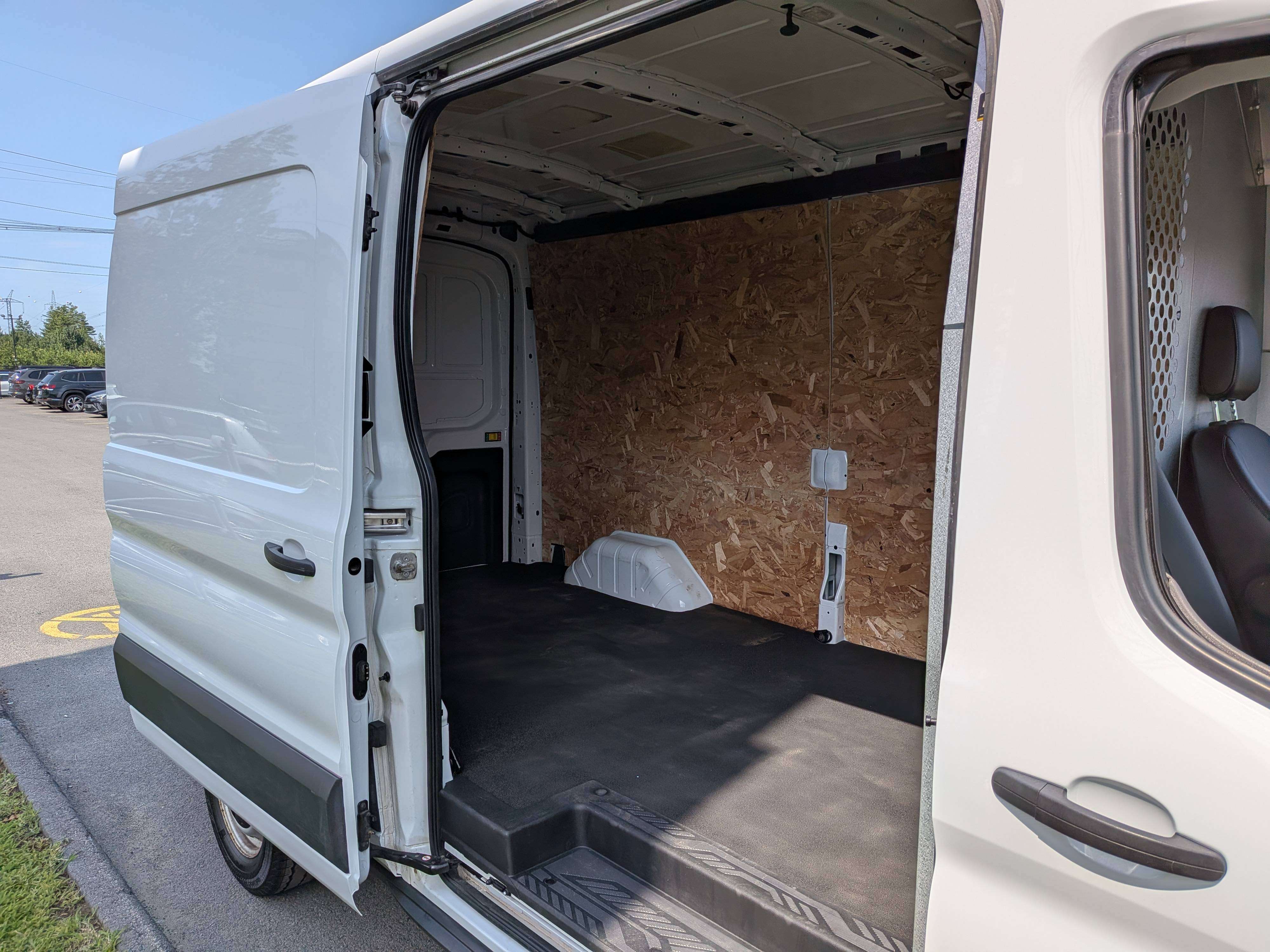 Ford Transit Cargo Van 2022