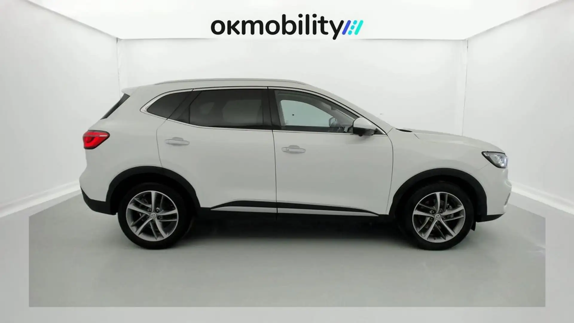 MG HS 1.5 T-GDI Luxury Blanco - 2