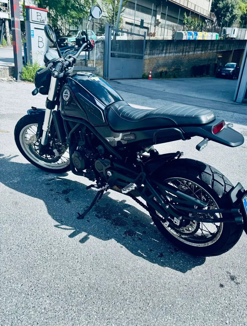 Benelli Leoncino Trial 500 Schwarz - 2