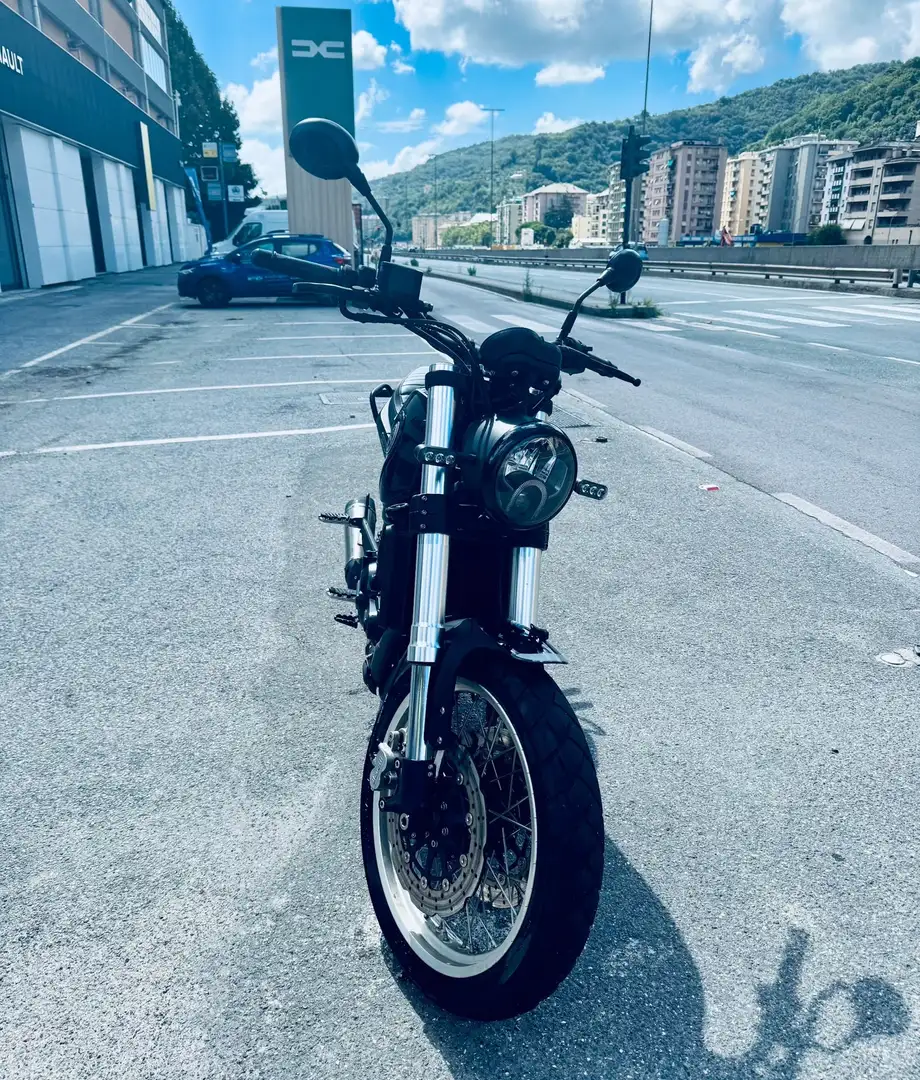 Benelli Leoncino Trial 500 Schwarz - 1