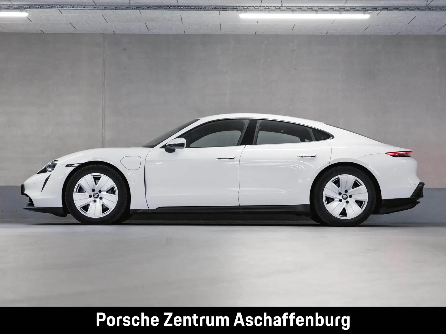 Porsche Taycan Performancebatterie+ Sitzheizung vorne Fehér - 2