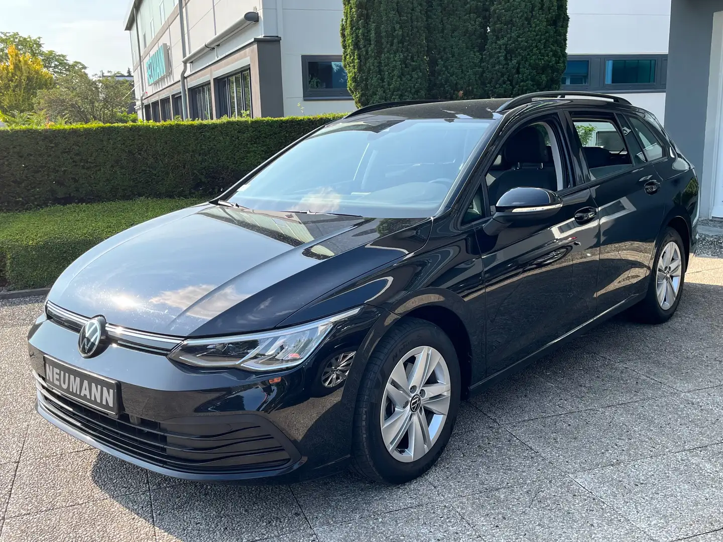 Volkswagen Golf Variant Life eTSI Negro - 2