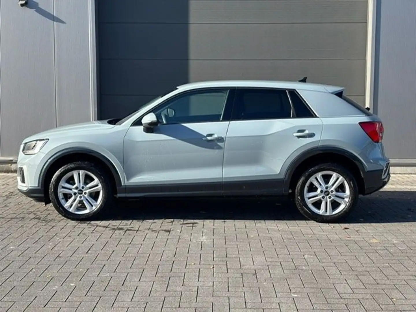 Audi Q2 Q2 35 TFSI S tronic Grijs - 2