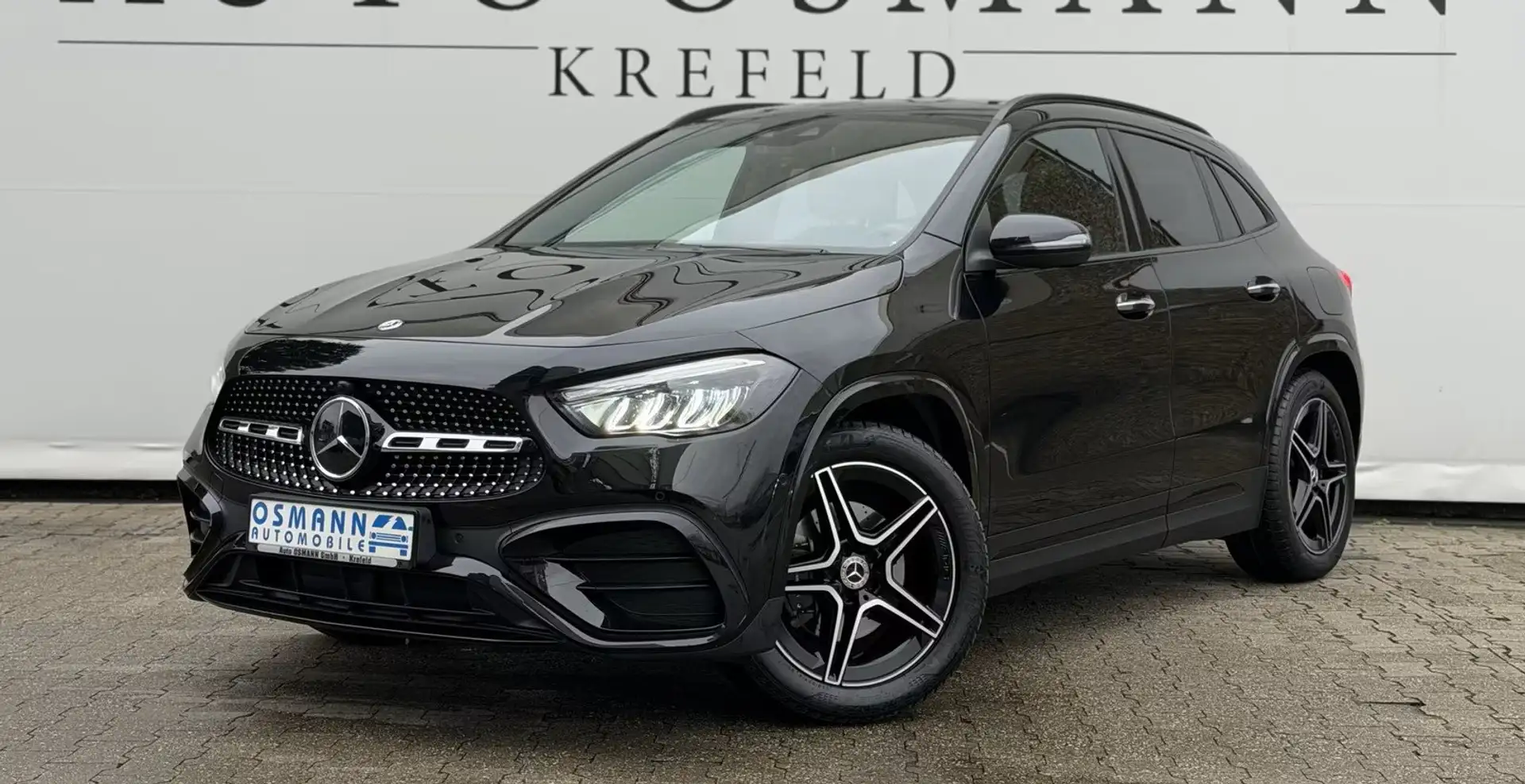 Mercedes-Benz GLA 200 d AMG auto night 2023 150cv camera tetto 19" Noir - 1