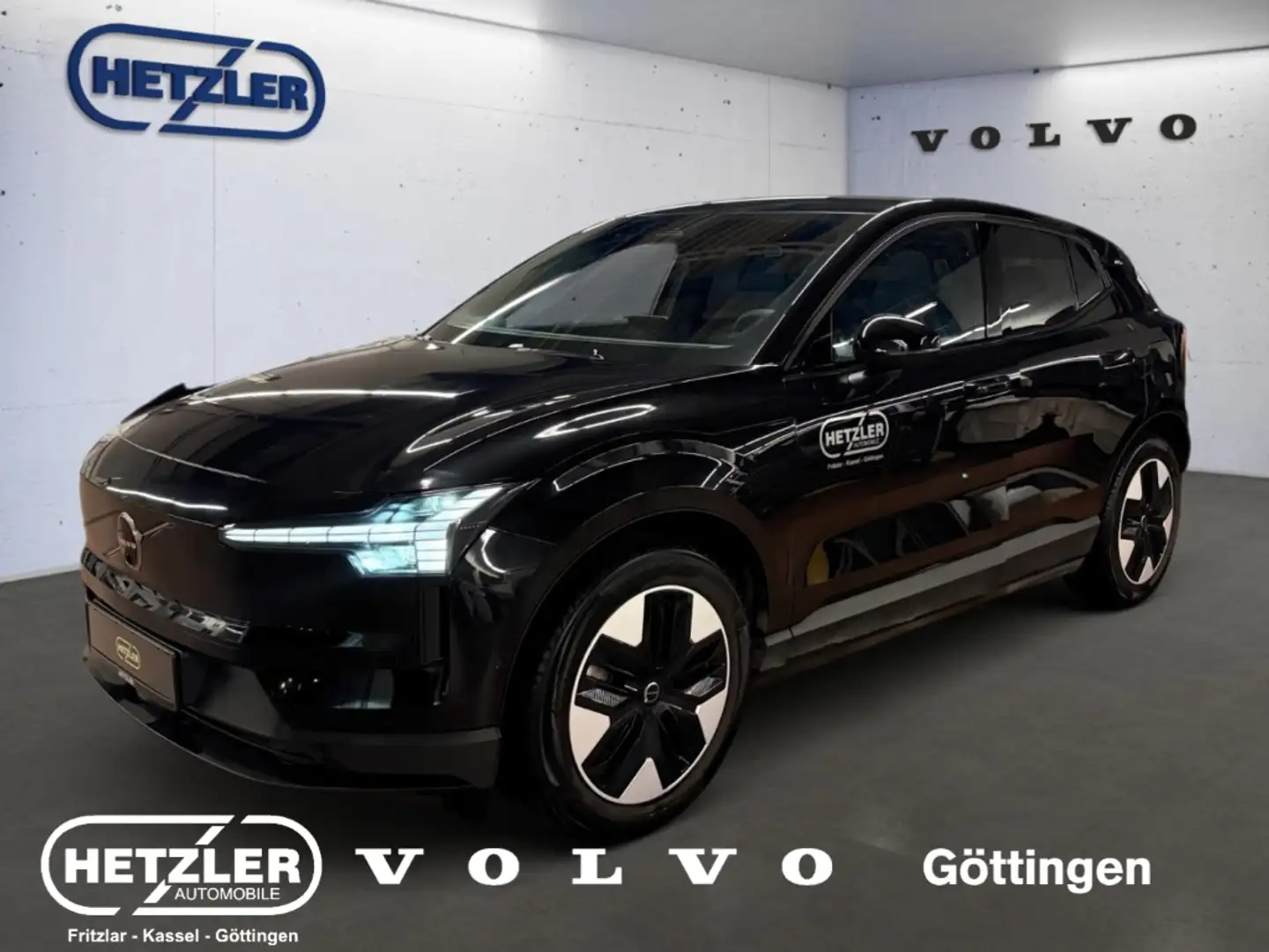 Volvo EX30 Ultra AWD Performance Pure Electric Twin StandHZG Schwarz - 1