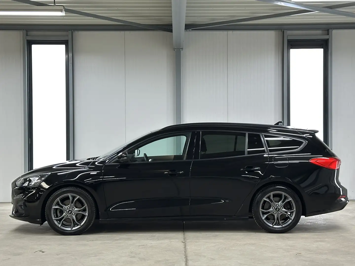 Ford Focus Wagon 1.5 EcoBoost ST-Line Business 150 pk | winte Noir - 2