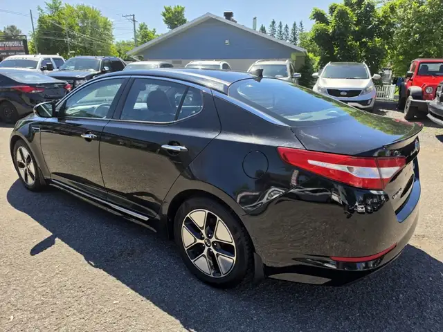 Kia Optima 2011 — photo 6