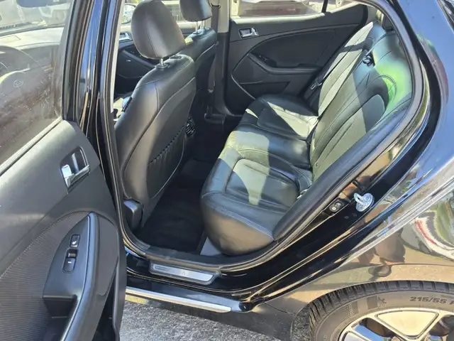 Kia Optima 2011 — photo 8