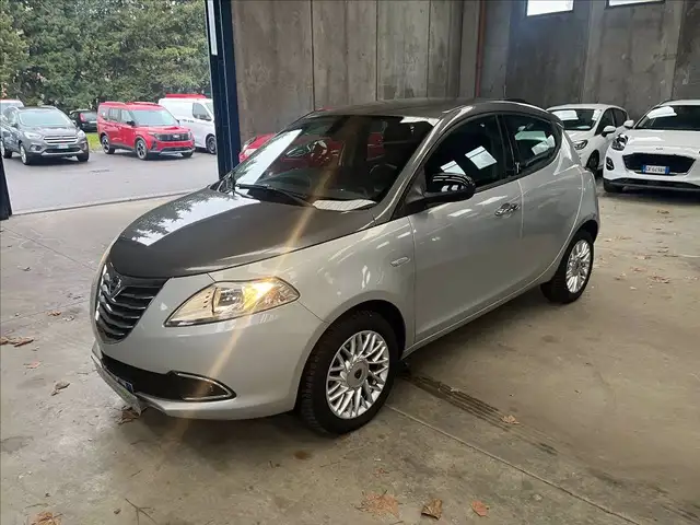 Lancia Ypsilon 0.9 t.air Gold s&s 85cv dfn