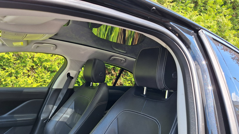 Jaguar I-Pace EV400 HSE 90 kWh — photo 6