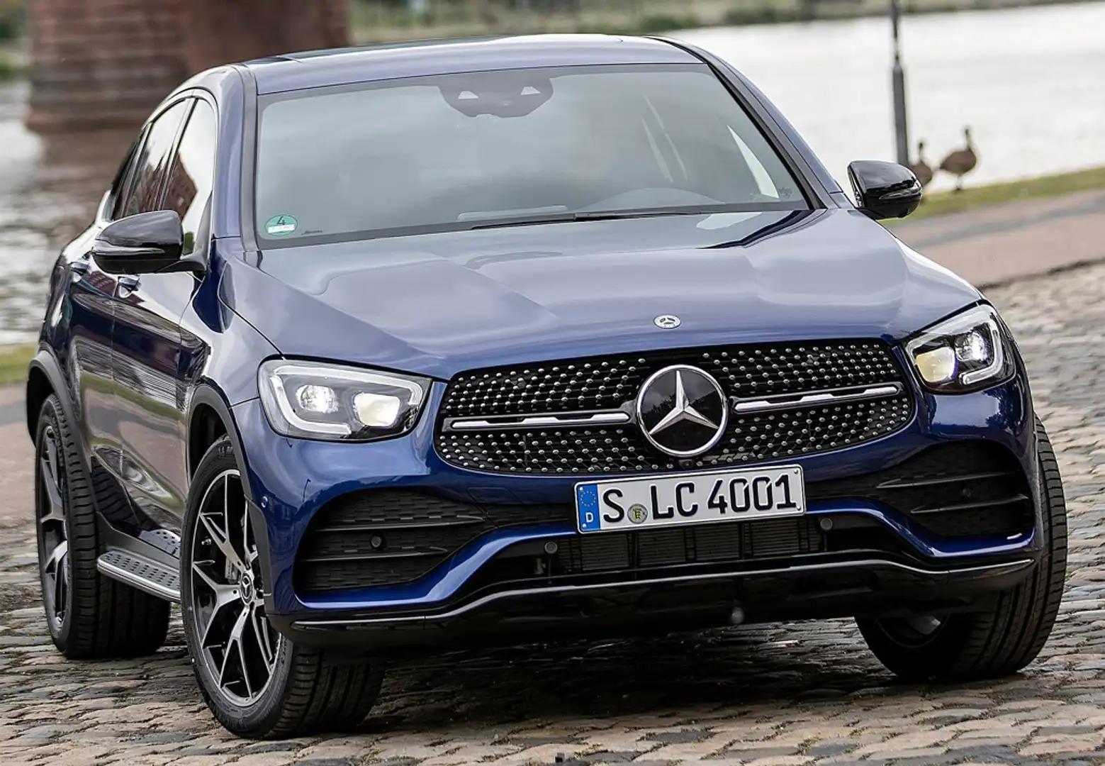 Mercedes-Benz GLC 300 Coupé 300d 4Matic 9G-Tronic Zwart - 1