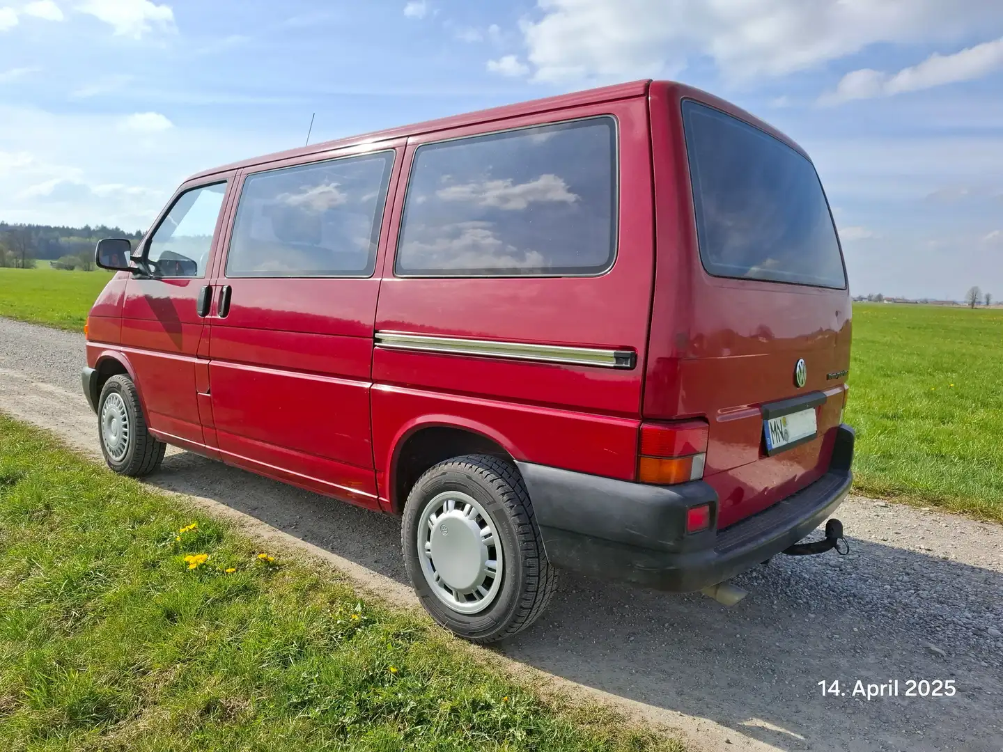 Volkswagen T4 Kombi 7DB Transporter mit Sitzen Rot - 2