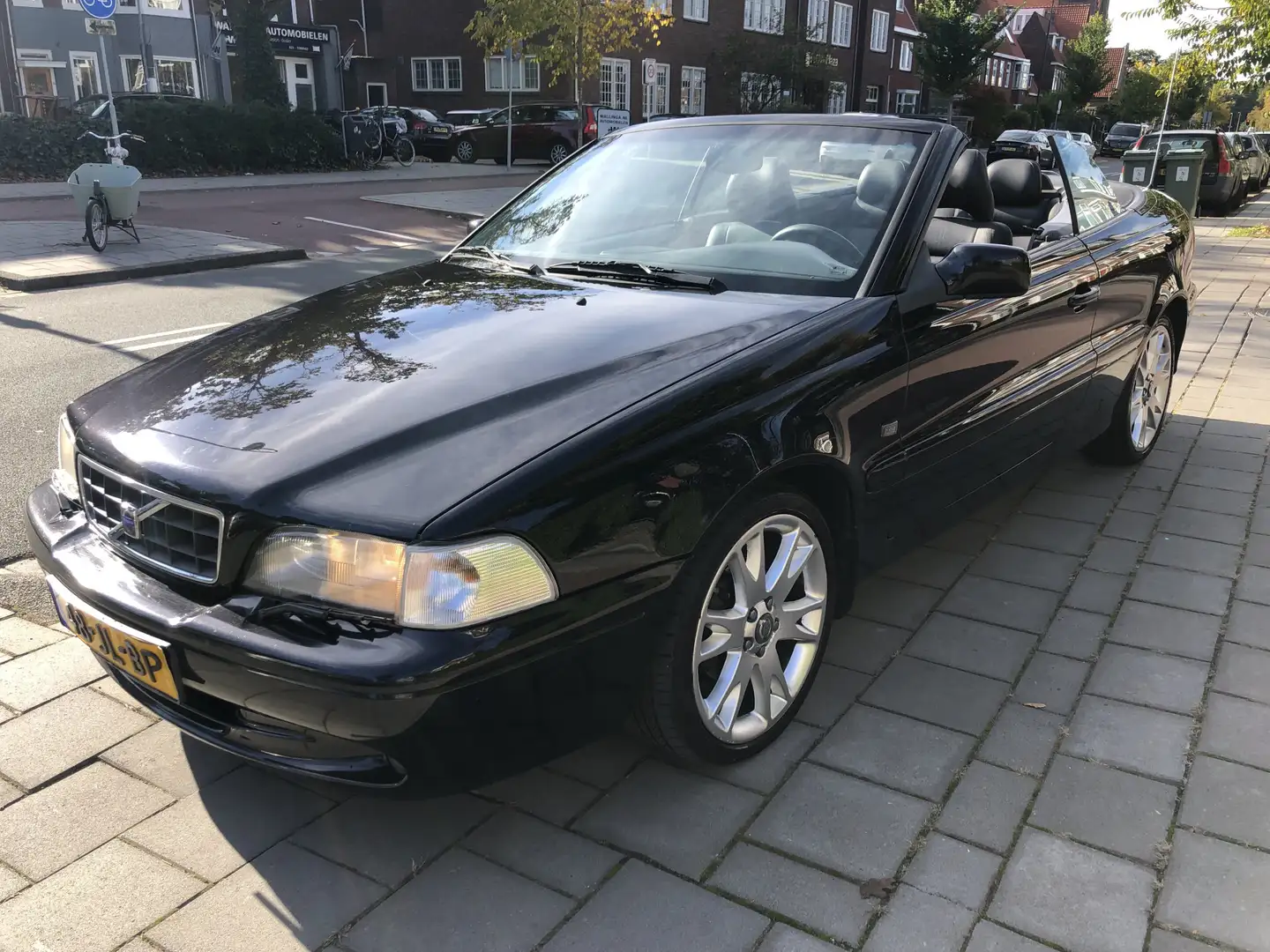 Volvo C70 Convertible 2.4 T Tourer automaat airco leer nwe a Black - 1