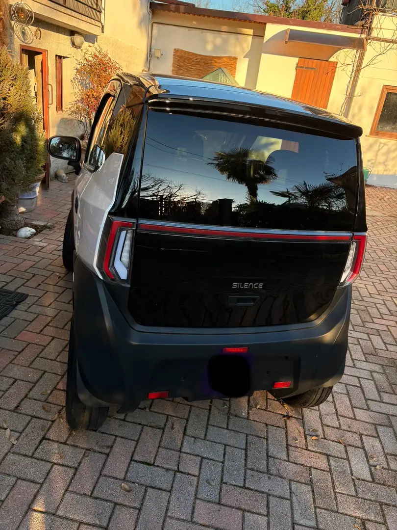 Silence S04 S04B 0 1 - 1