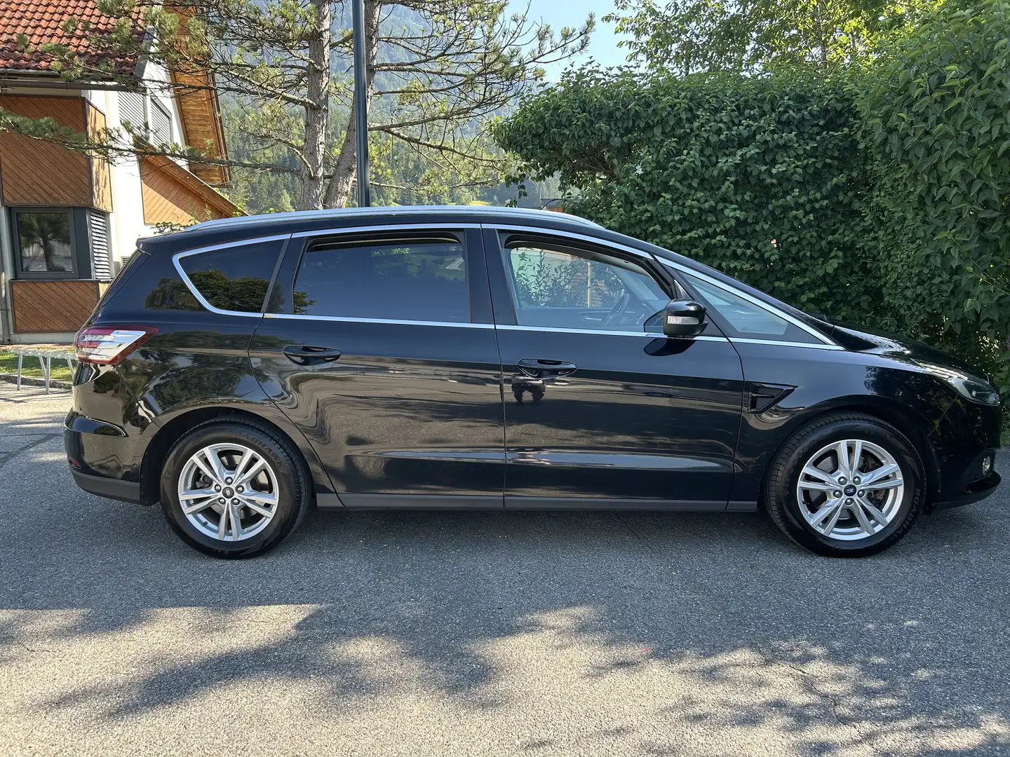 Ford S-Max Titanium 2.0 TDCi AWD Auto-Start/Stop - 1