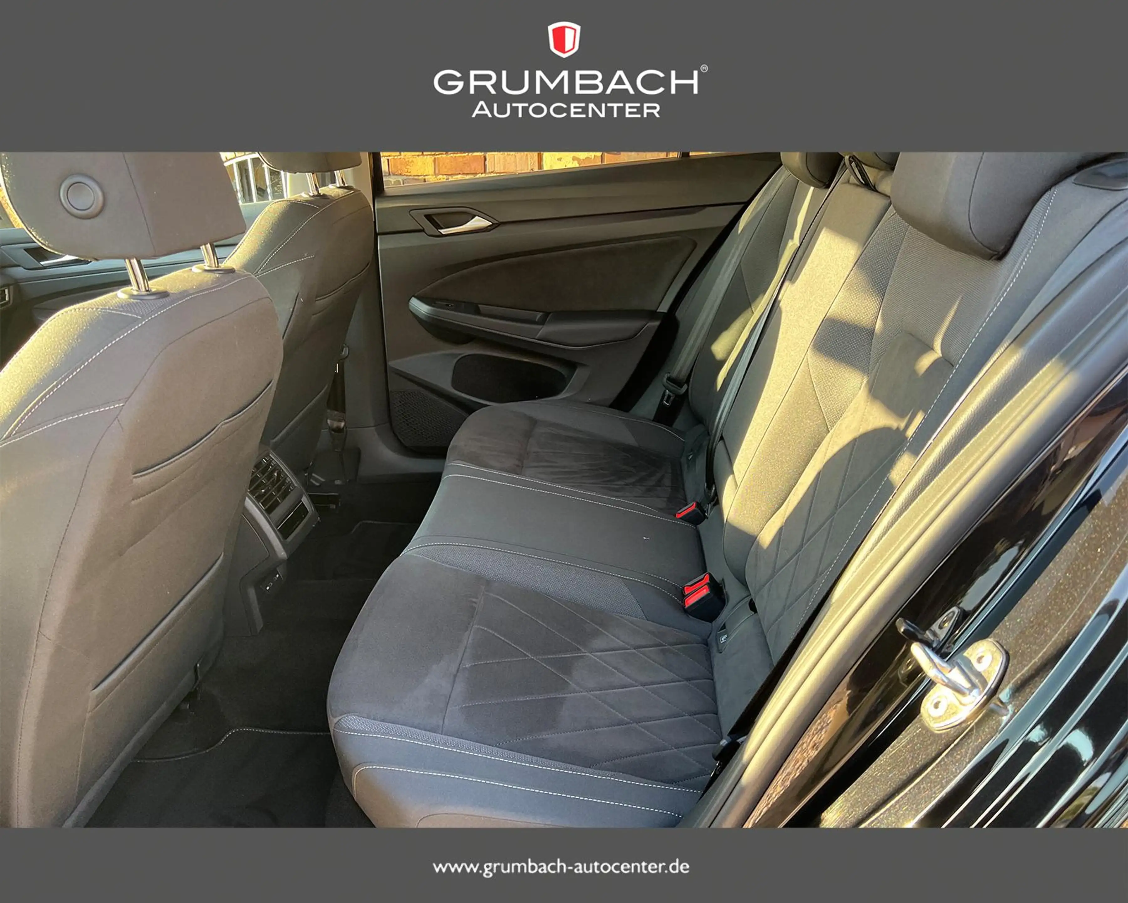 Volkswagen Golf Variant 1,5l eTSi DSG Style Navi SideAssist 17Zoll Kame... — photo 8
