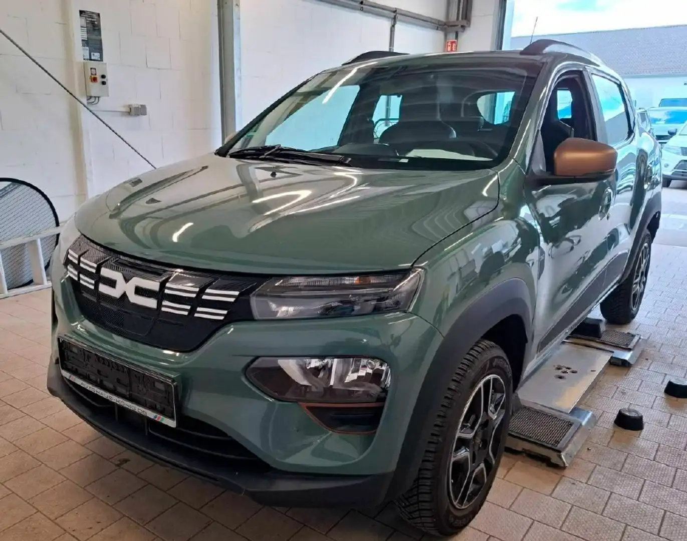 Dacia Spring Electric Extreme 65 CCS - Kamera Grau - 1