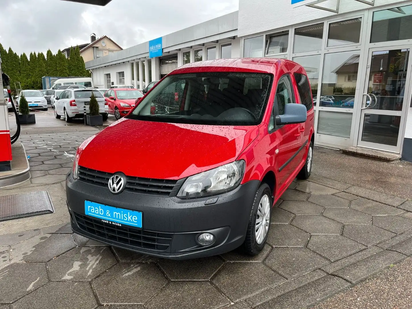Volkswagen Caddy Soccer Trendline *7-Sitze/PDC/SHZ* Rot - 1