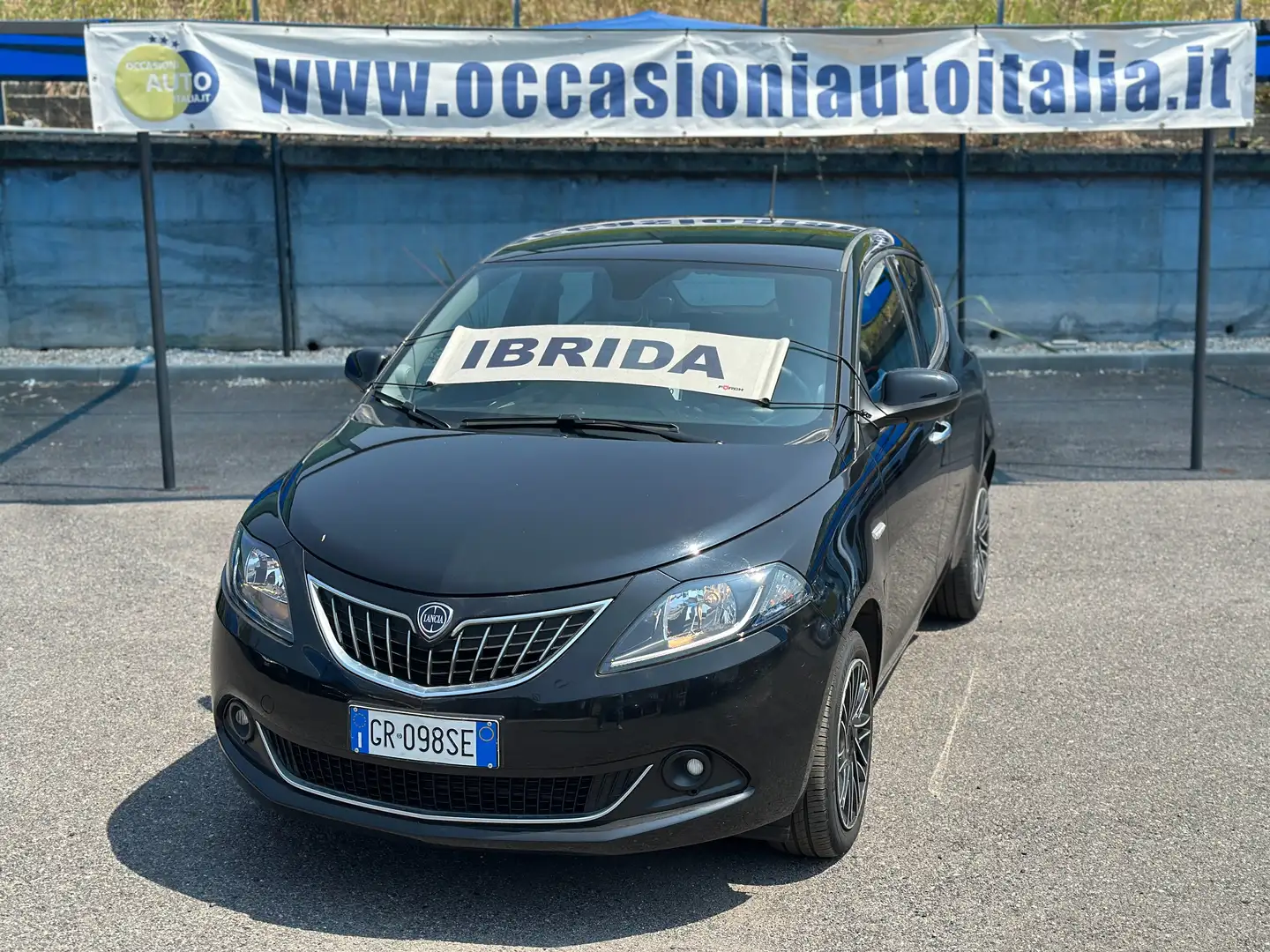 Lancia Ypsilon 1.0 firefly hybrid Gold Nero - 1