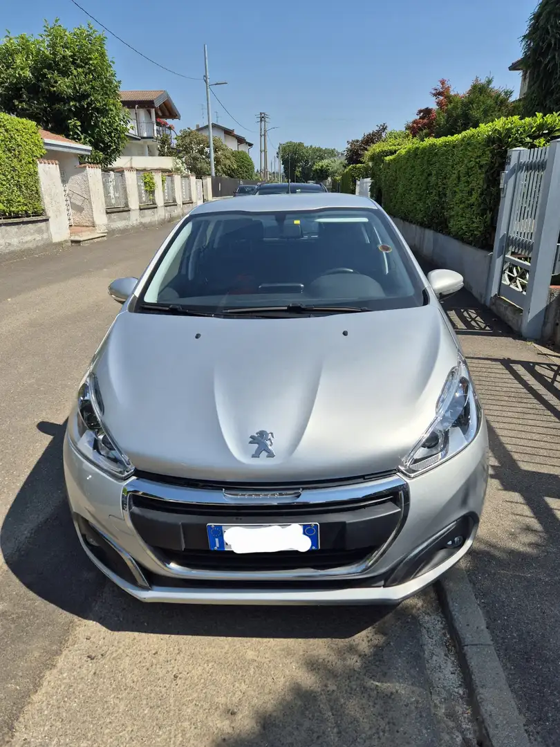 Peugeot 208 5p 1.6 bluehdi Active 75cv - 2