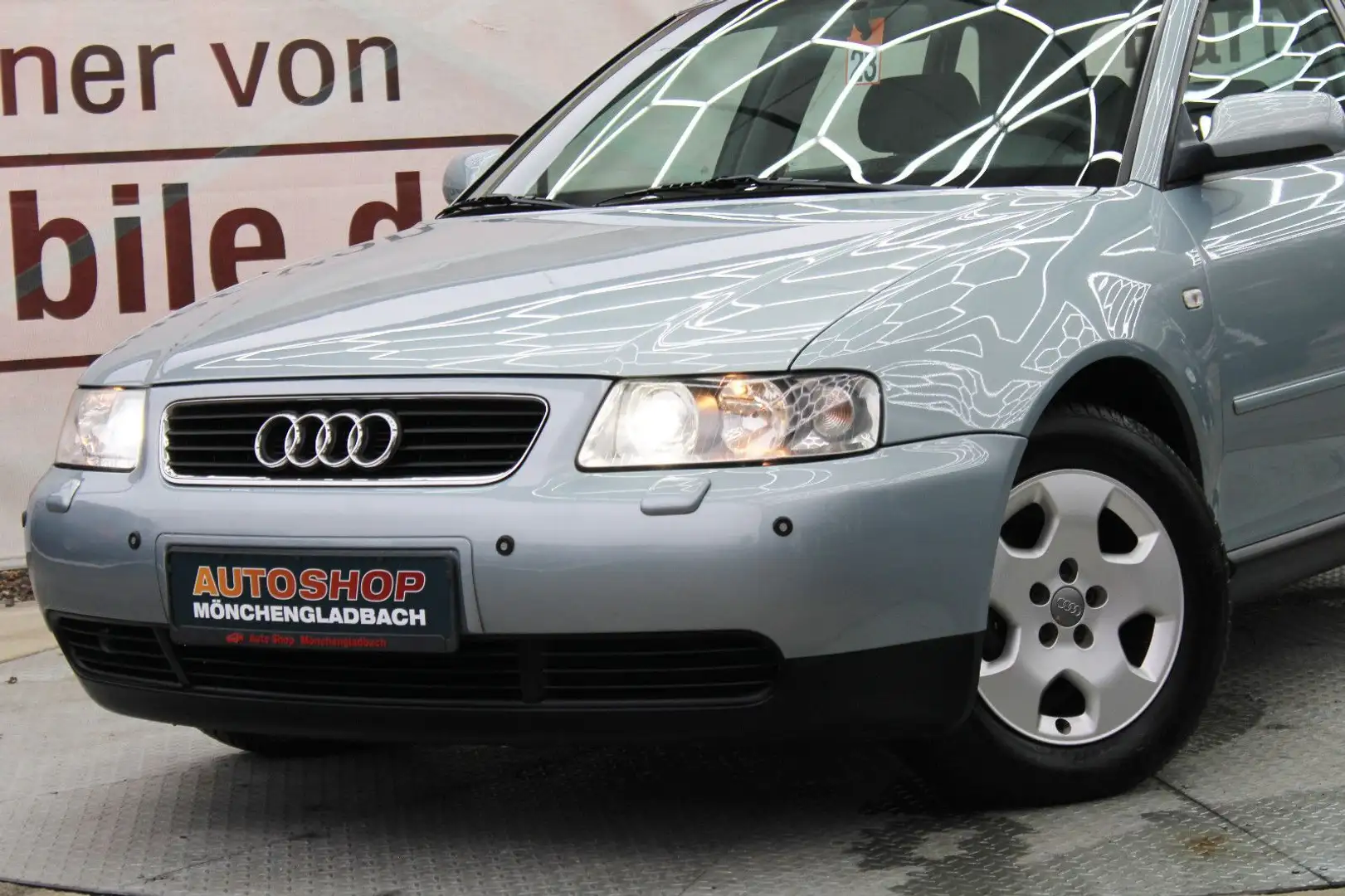 Audi A3 1.6 *Automatik* *Klima*Allwetterreifen*Xenon* Blau - 2