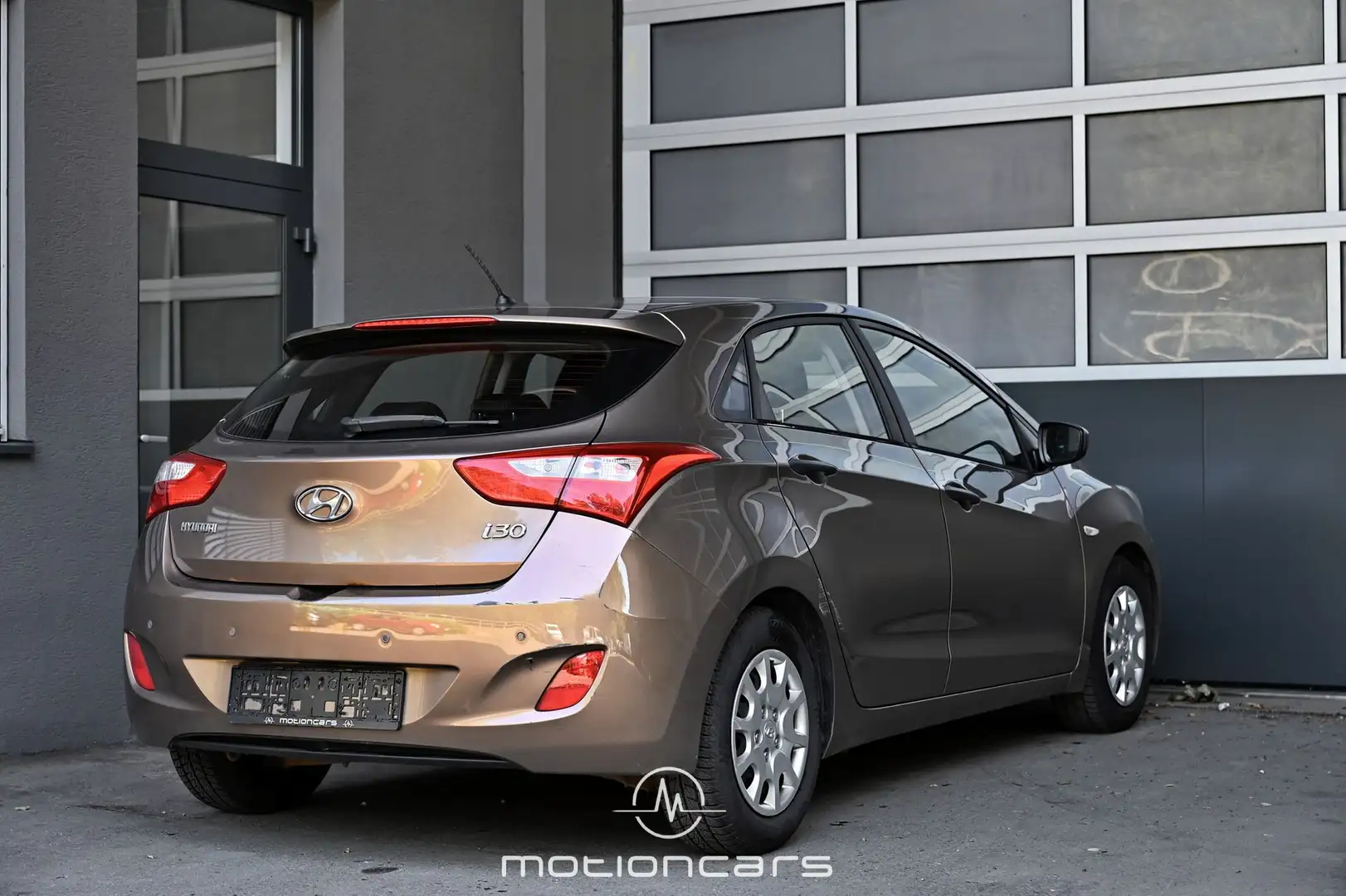 Hyundai i30 1.4 CRDi DPF Comfort Pickerl NEU Braun - 2