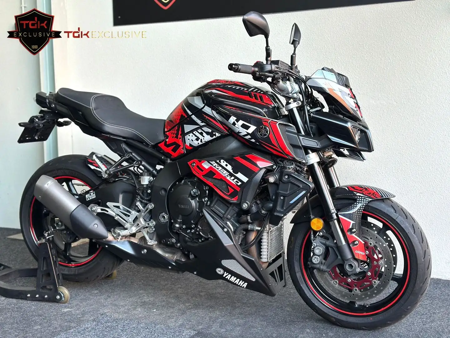 Yamaha MT-10 ABS Zwart - 1