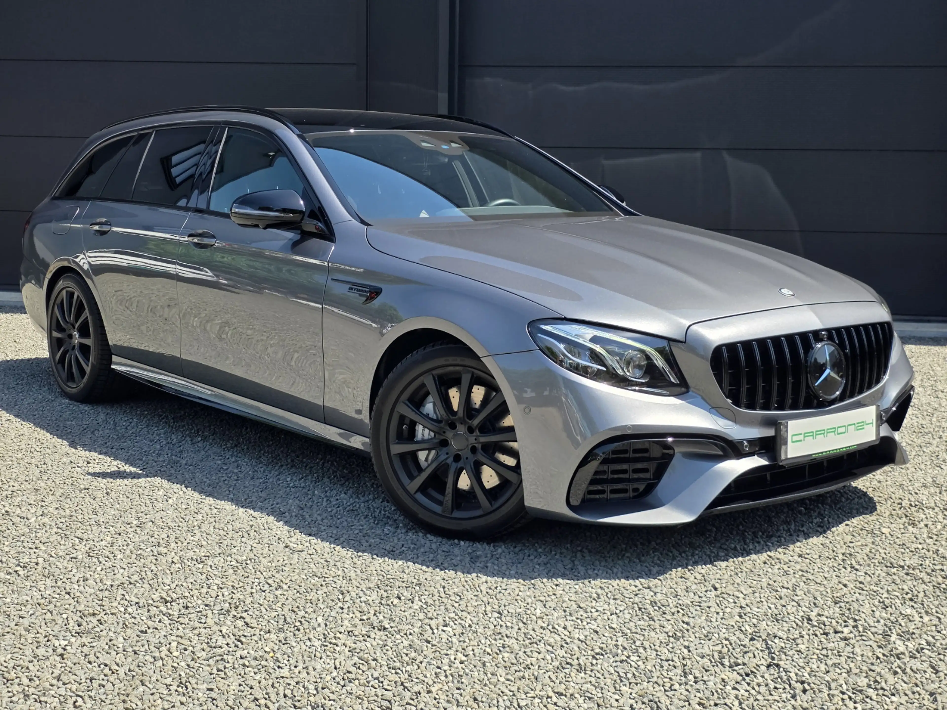 Mercedes-Benz E 43 AMG Estate 4MATIC Premium Plus — photo 12