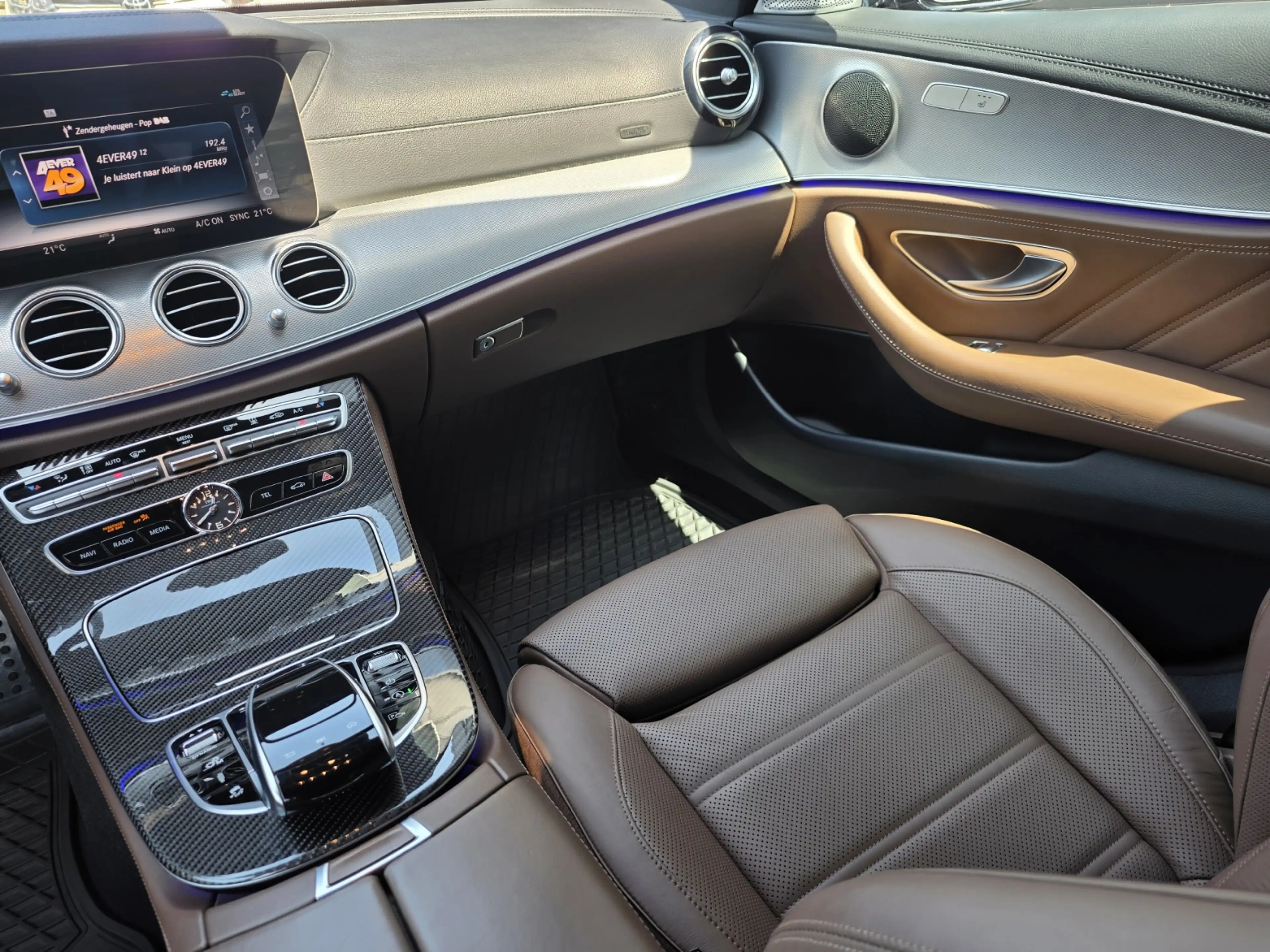 Mercedes-Benz E 43 AMG Estate 4MATIC Premium Plus — photo 13