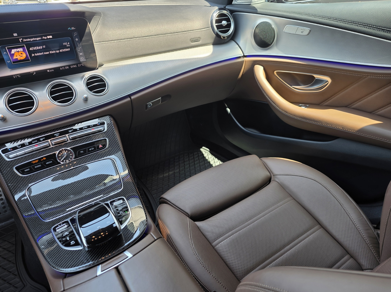 Mercedes-Benz E 43 AMG Estate 4MATIC Premium Plus — photo 13