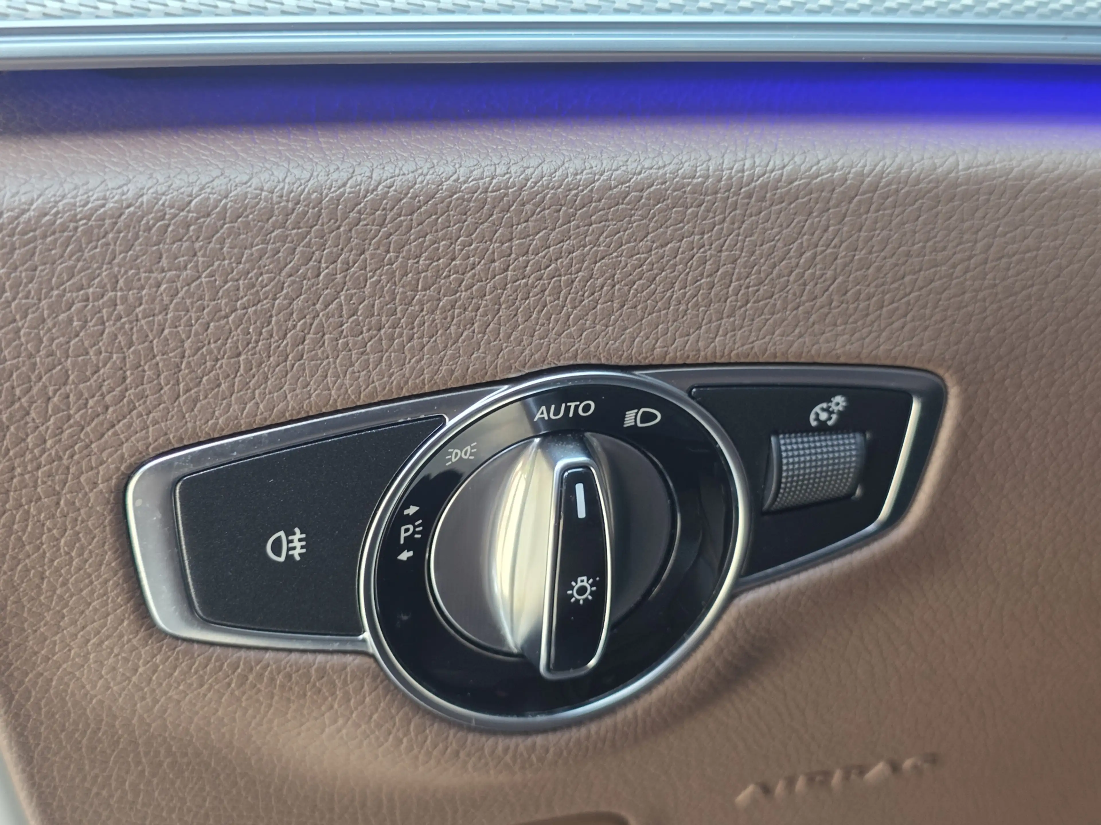 Mercedes-Benz E 43 AMG Estate 4MATIC Premium Plus — photo 15