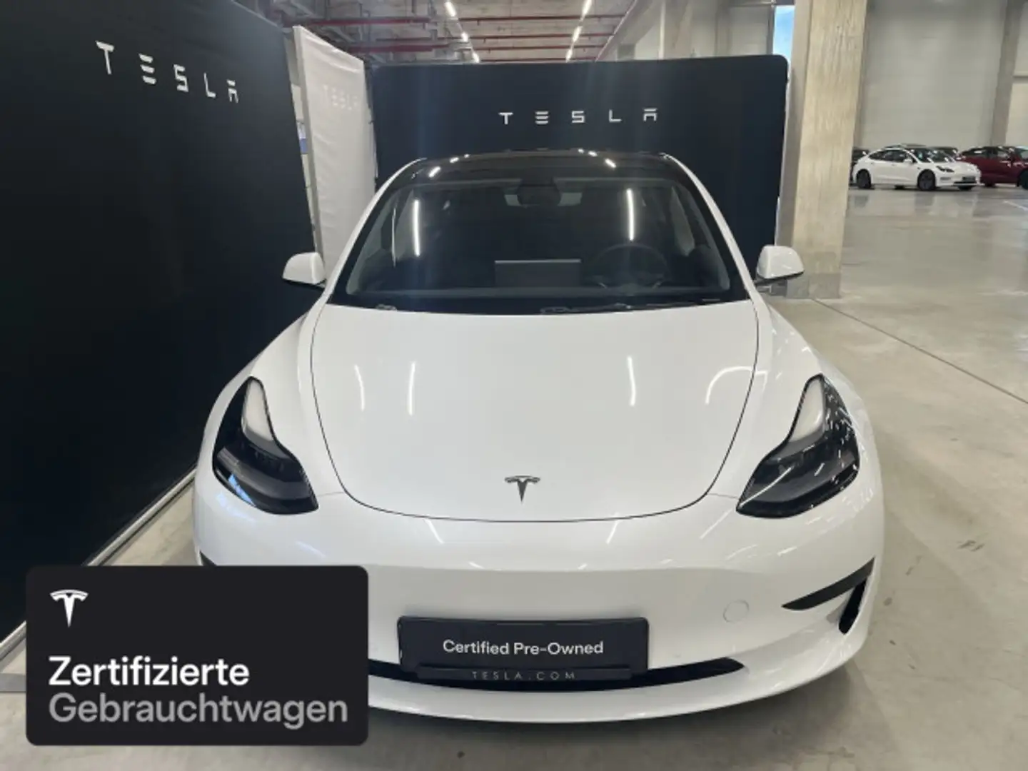 Tesla Model 3 Rear-Wheel Drive Wit - 2