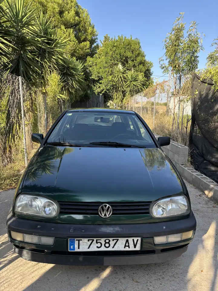 Volkswagen Golf 1.9TDI GT 110, foto 1