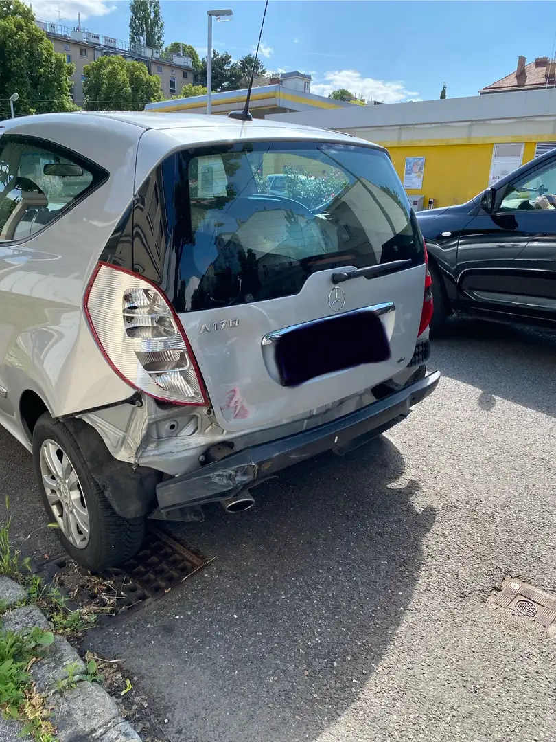 Mercedes-Benz A 170 A-Edition Avantgarde Silber - 2