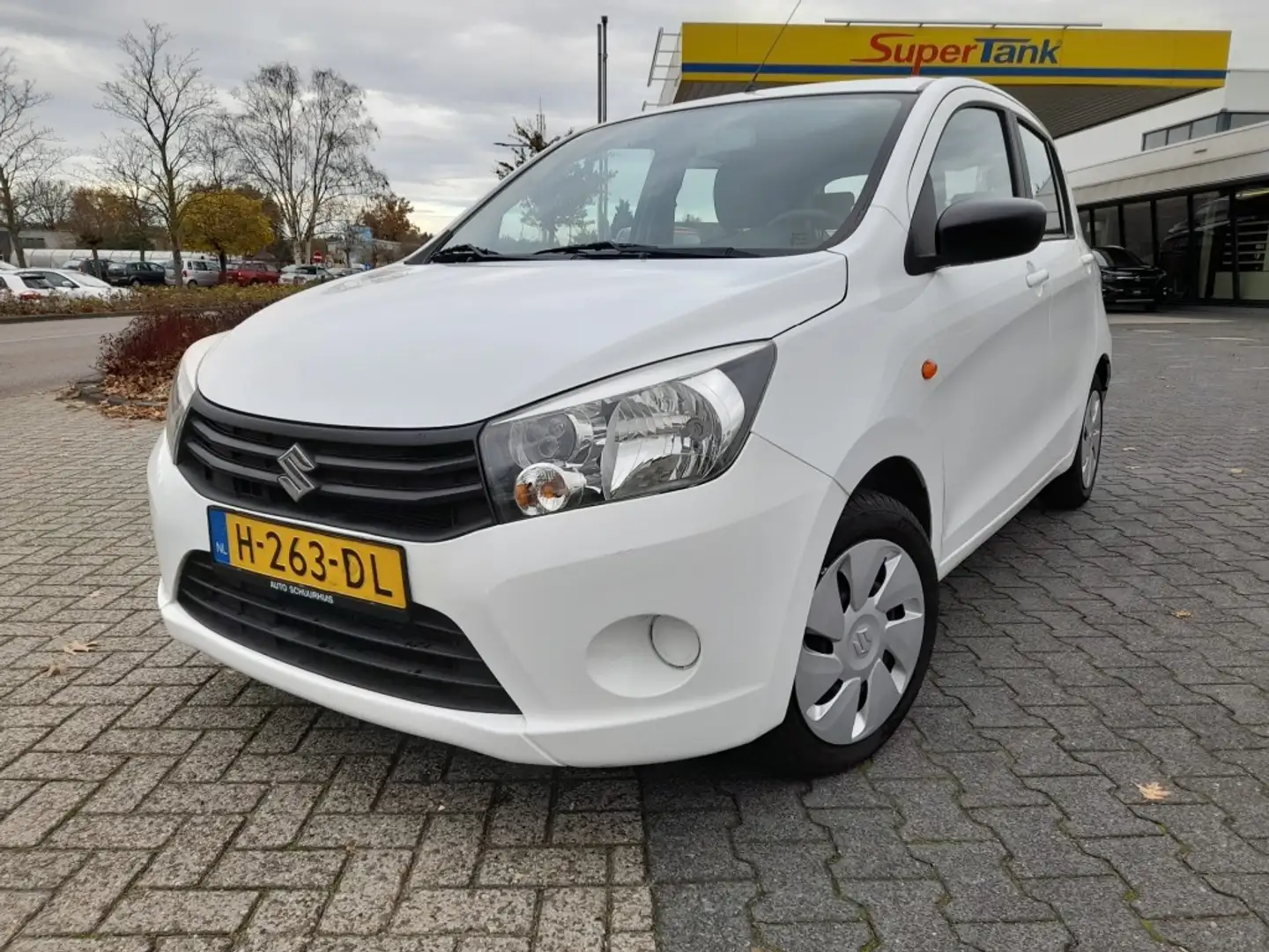 Suzuki Celerio 1.0 COMFORT AIRCO BLUETOOTH Blanc - 1