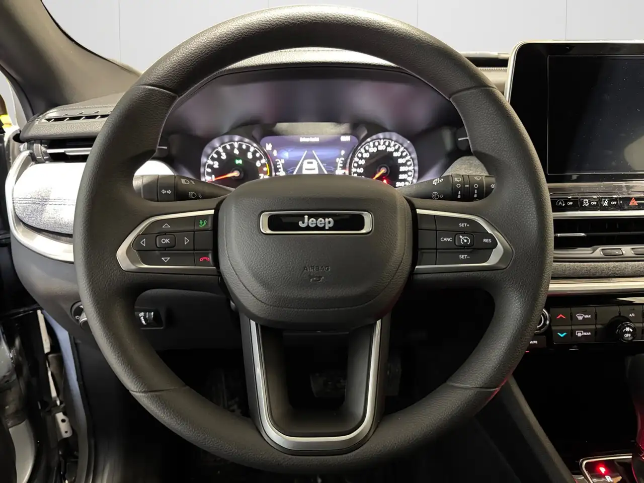 Jeep Compass photo Jeep Compass