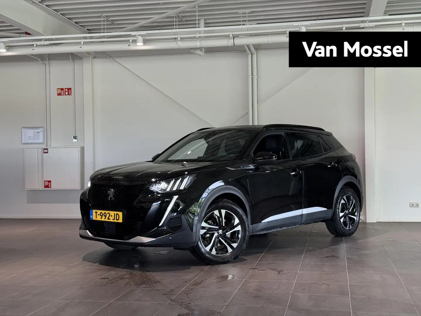 Peugeot e-2008 EV GT 50 kWh Zwart - 1