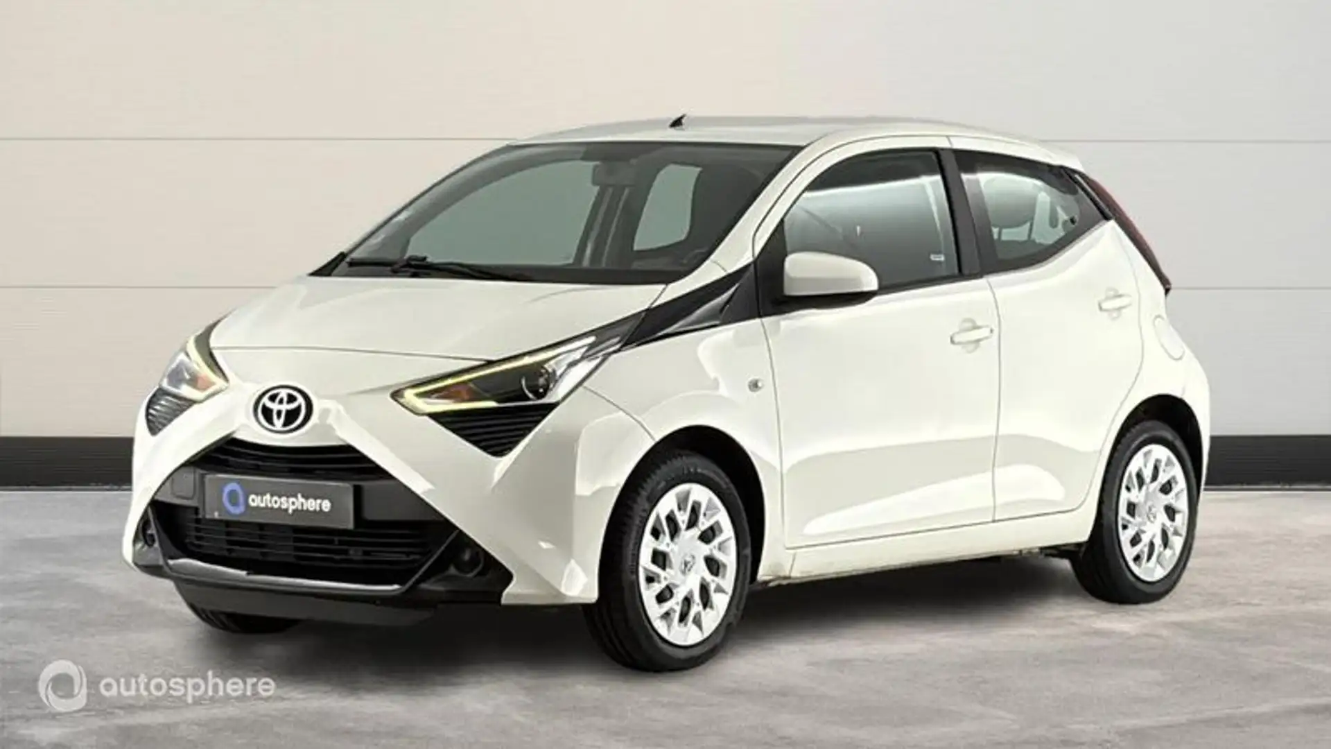 Toyota Aygo 1.0 VVT-i 72ch x-play 5p - 1