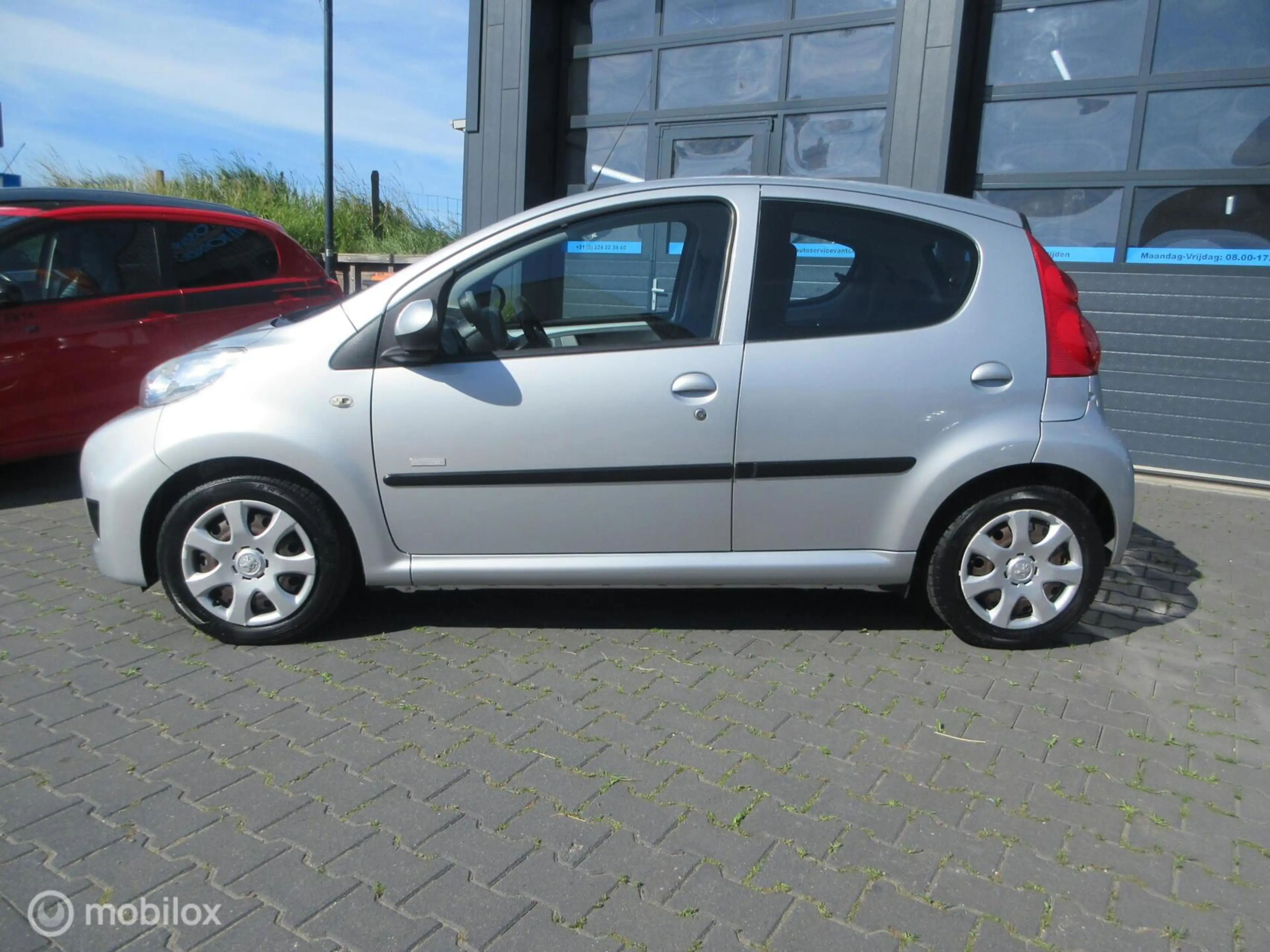 Peugeot 107 1.0-12V Millesim 200 70dkm! 5drs Airco Automaat — photo 5