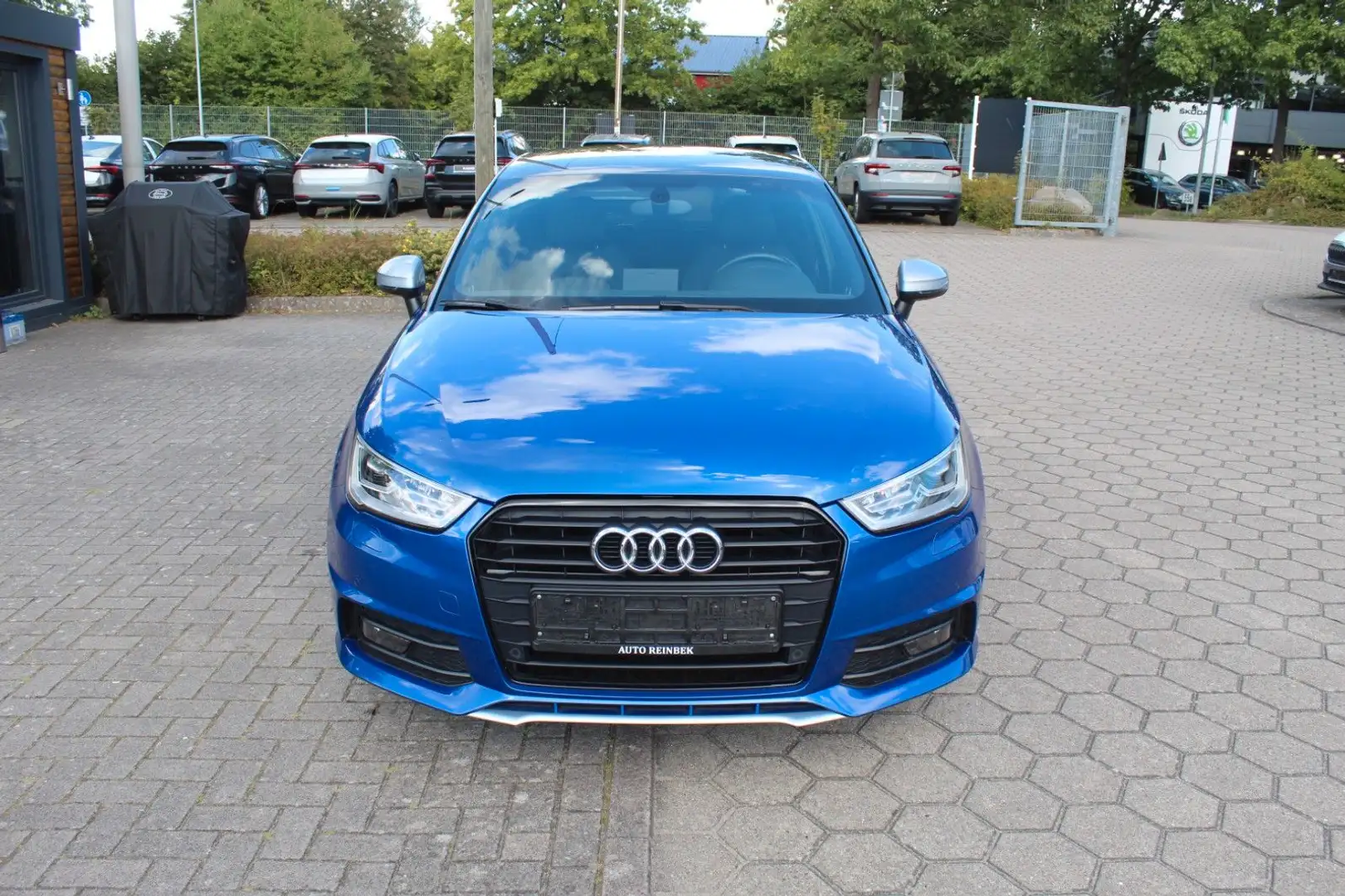 Audi A1 Sportback 1.4 TFSI Automatik S-Line Bleu - 2